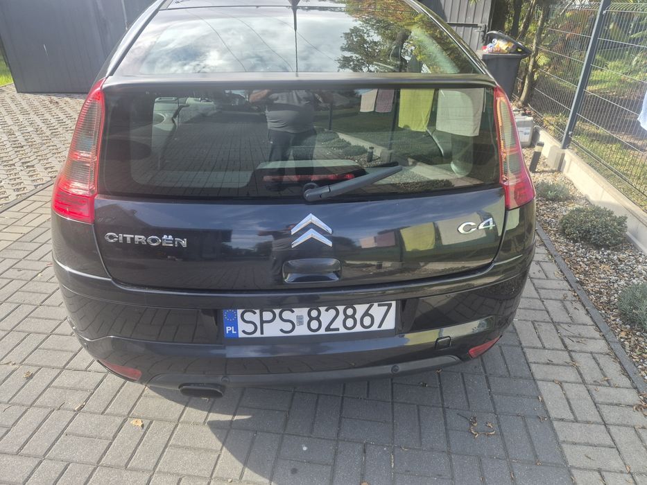 Citroen c4 cupe .