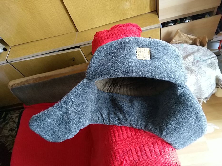 Czapka uszatka Czechosłowacja.