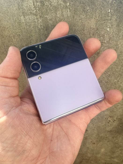 Samsung flip 4  256gb на запчастини