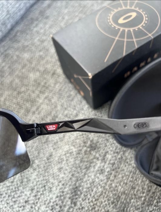 Oakley sutro lite sweep black/black