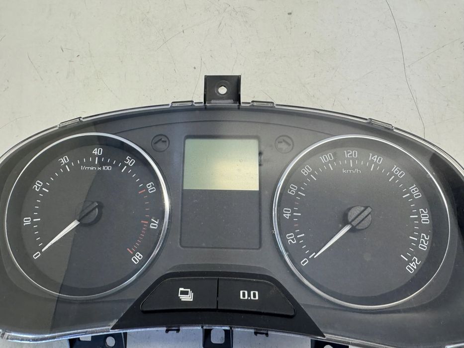 Skoda Fabia II Lift 1.2 TSI Licznik Zegary 5J0920810E