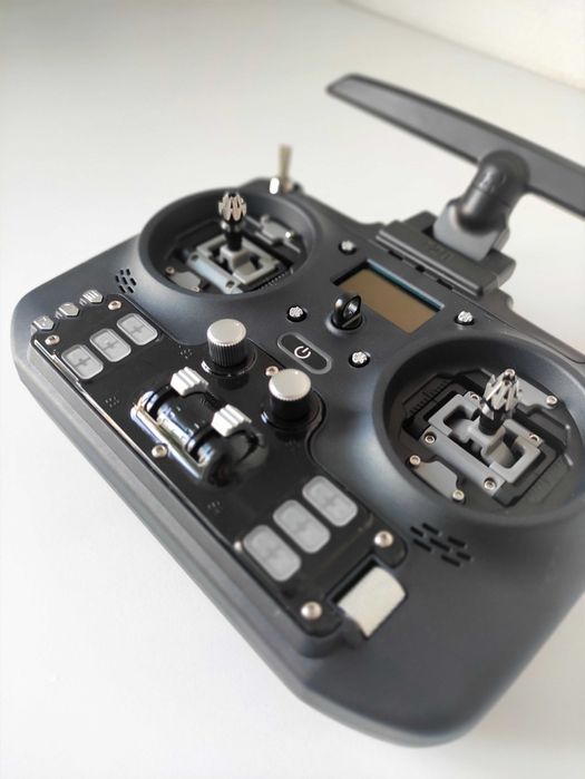 Пульти для FPV дрона Jumper T20 (нові в плівці) 915 МГц, ELRS 1 Вт: 4 ...