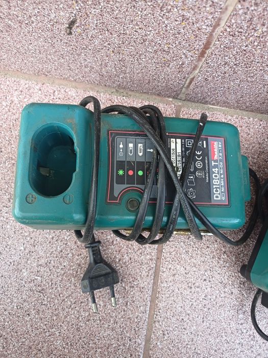 Ładowarki Makita DC1414T i DC1804T