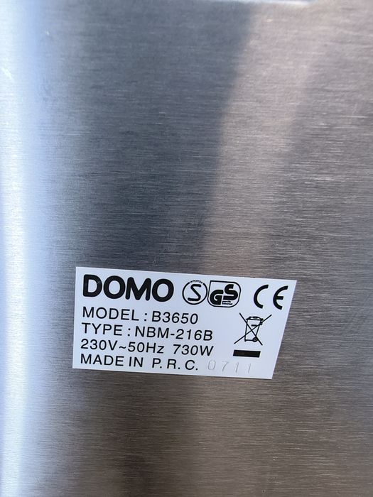 Maszyna do chleba DOMO PRO B3650 – 730W, stal nierdzewna, 1200 g