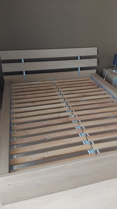 Cama Sultan Lade ikea + 2 mesas de cabeceira