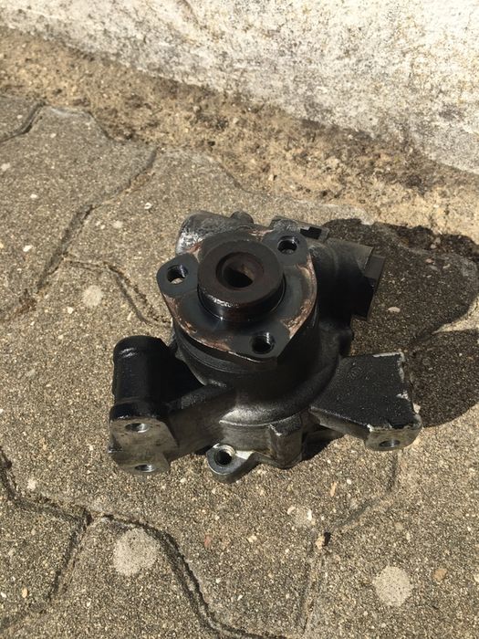 2 Bombas direção assistida para reparação Mercedes C220 w203.