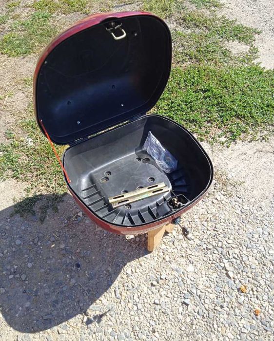 Продается новый кофр для мотоцикла , скутера