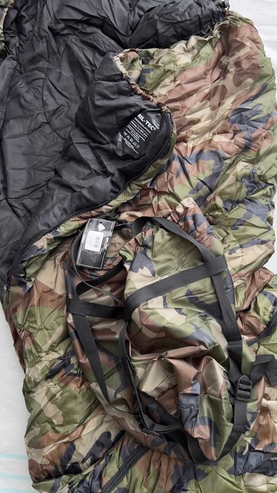 Спальник Mil-Tec кокон спальний мішок woodland двошаровий зимовий