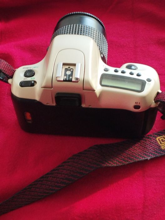 Nikon F50 Camera64170791346945122