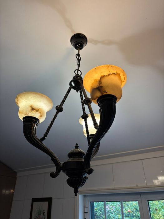 Candelabros/candeeiros de teto vintage em ferro fundido