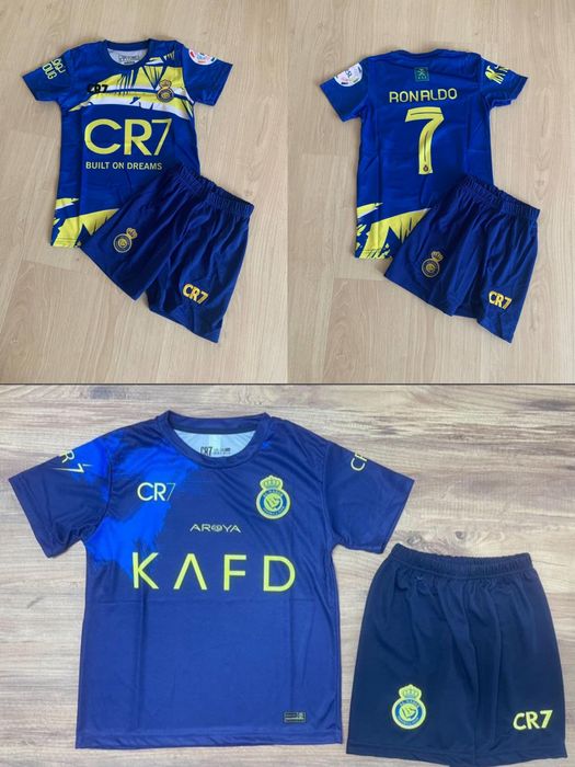 Футбольная форма Аль-Наср-Рональдо.