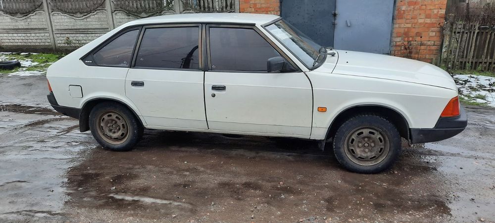 Продам Москвич 2141