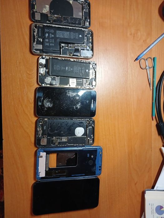 Лот iphone и samsung