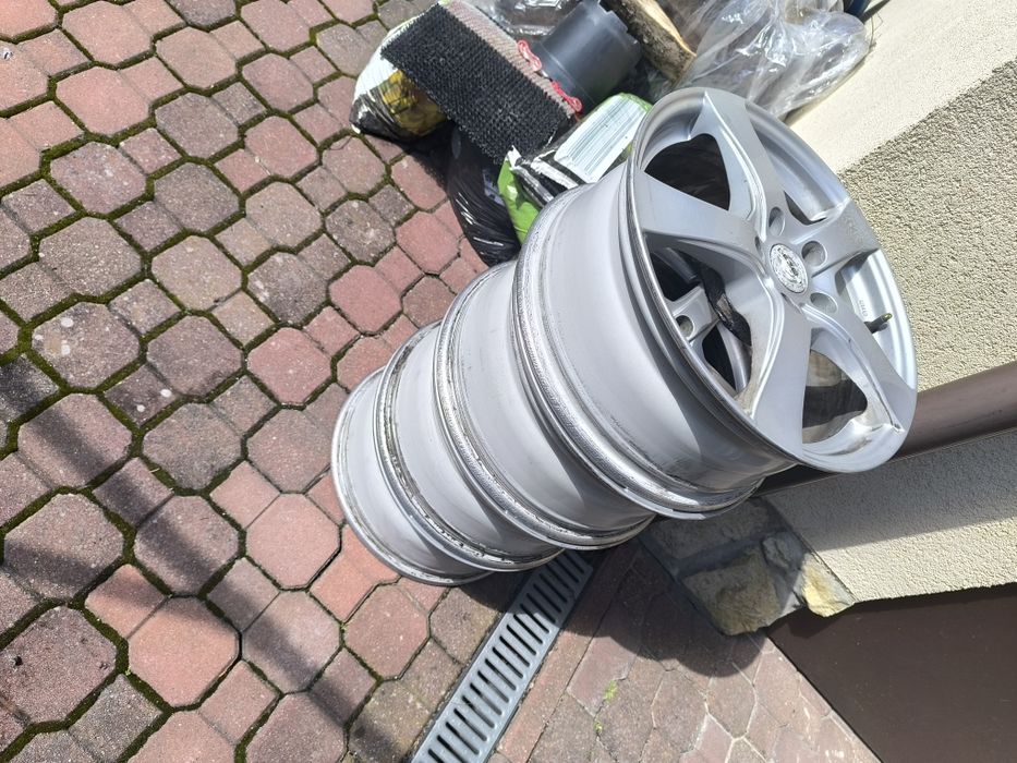 Alufelgi, felgi aluminiowe z Audi Q5 16"