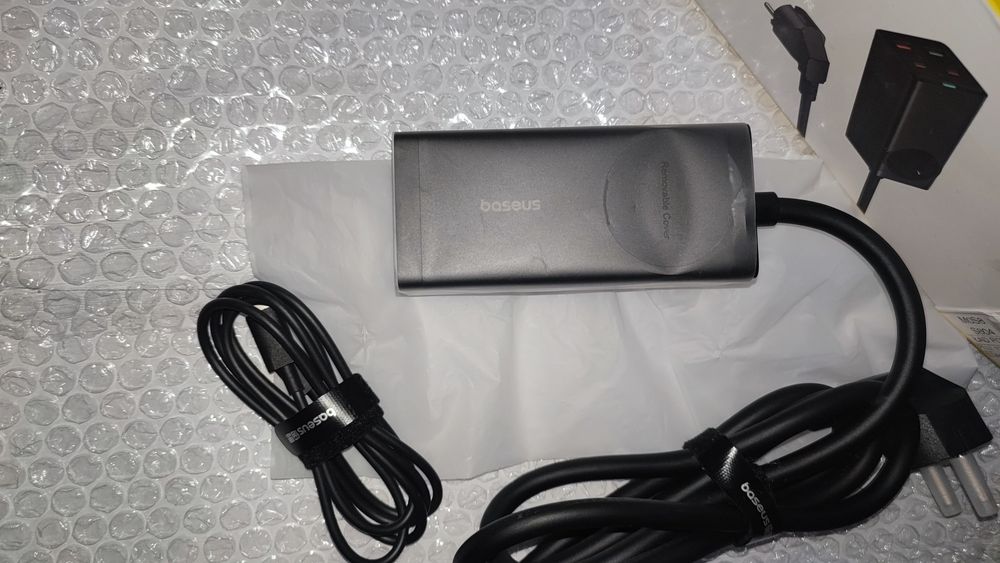 Ładowarka sieciowa Baseus PSZM000901 GaN3 Pro 2x USB + 2xUSB-C + AC, 6