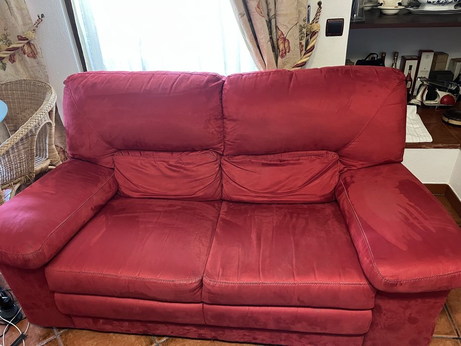 Sofá Vermelho Chateau D'ax