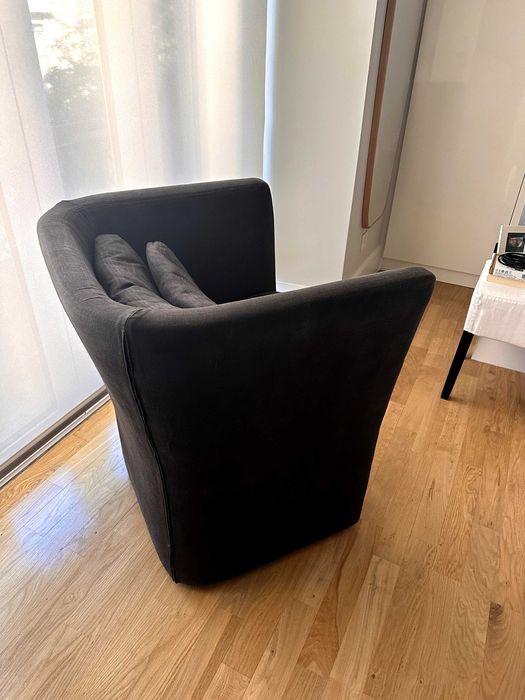 Cadeira alta para quarto ou escritório – elegante e confortável