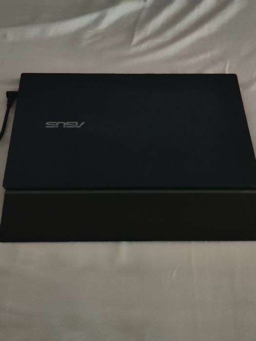 Asus Zenbook Pro Duo 4K OLED