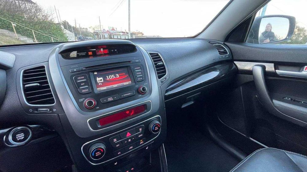 KIA sorento 2,4 2015 полный привод