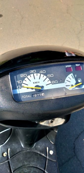 Скутер Suzuki Lets 2