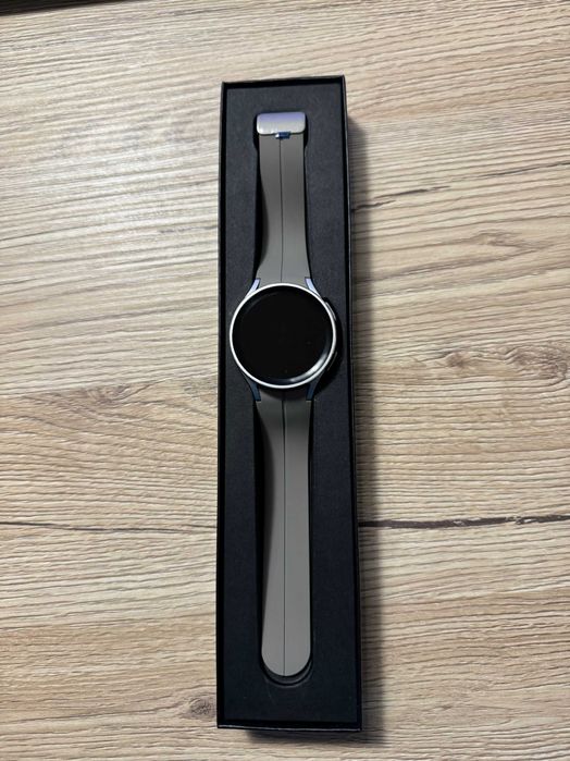 Galaxy Watch 5 Pro Titan