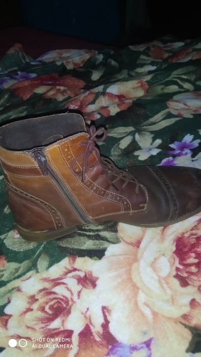 Продаються Черевики 39,40
