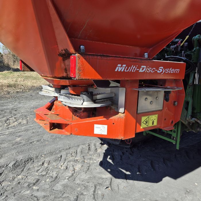 Rozsiewacz nawozów Kuhn MDS 921