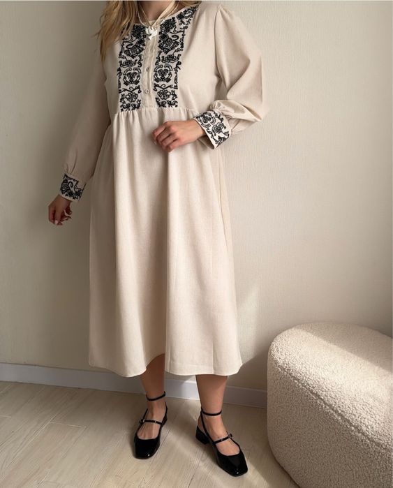 Вишиті плаття