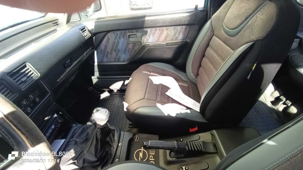 Vendo/Troco Opel Frontera A Motorização: 2.8 TDI Isuzu Diesel c/ 4 Pneus novos.
