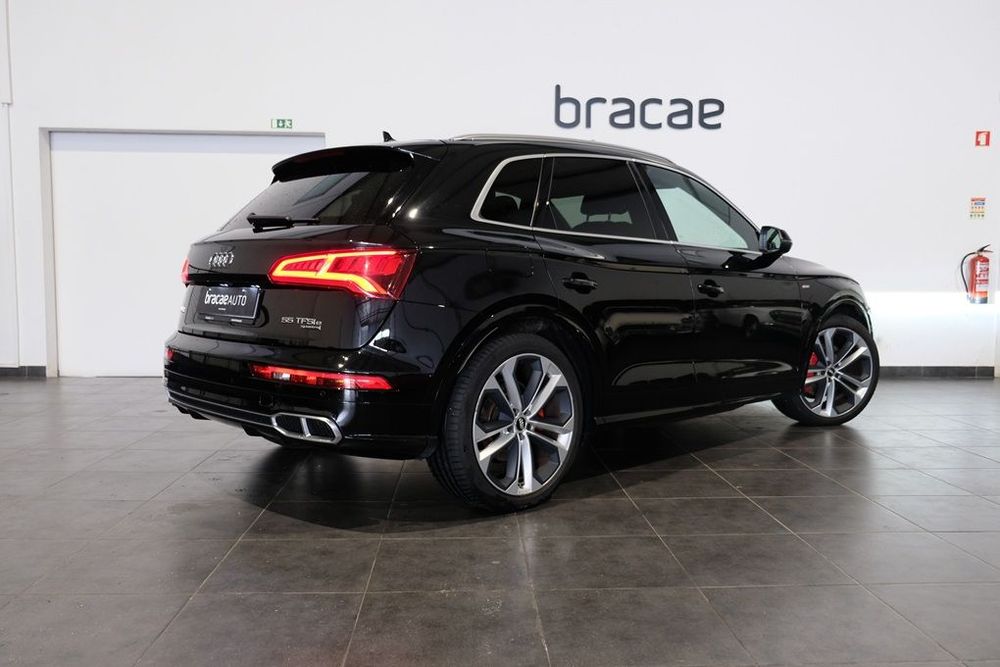 Audi Q5 55 TFSIe quattro S line S tronic