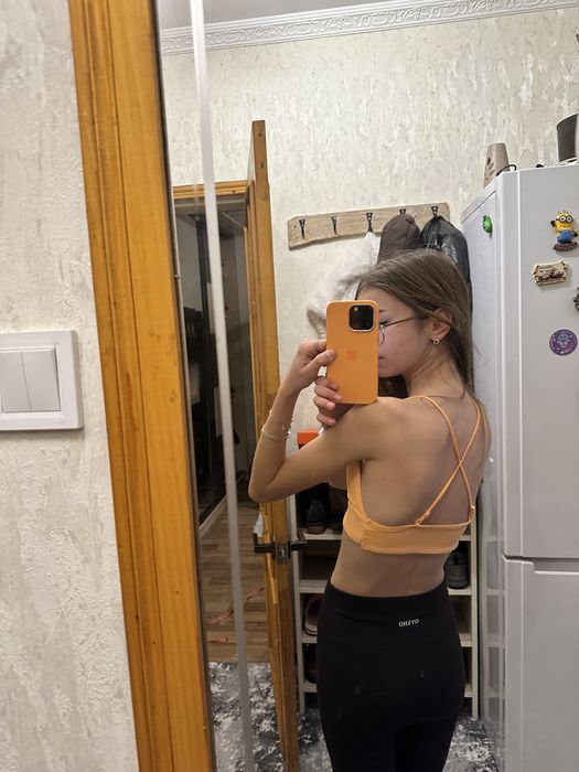 Продам топ оранжевий