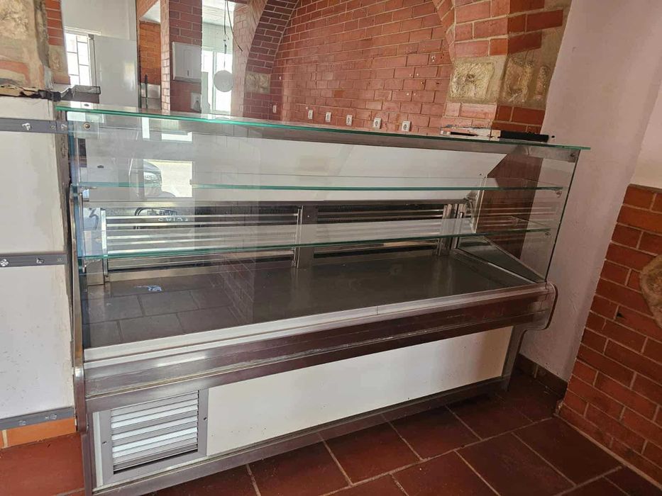 Vitrine refrigerada toda revisada