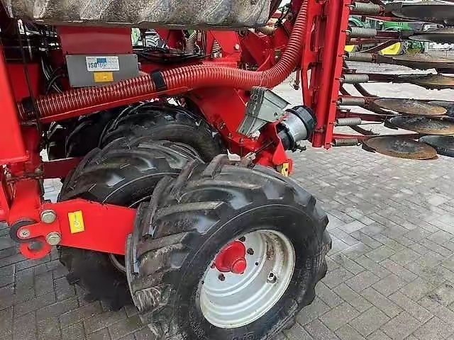 Zestaw uprawowo siewny Kverneland u-drill 6000