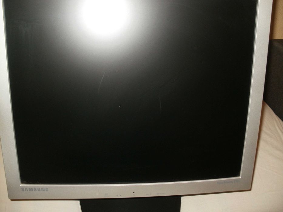 Monitor SAMSUNG SyncMaster 913v