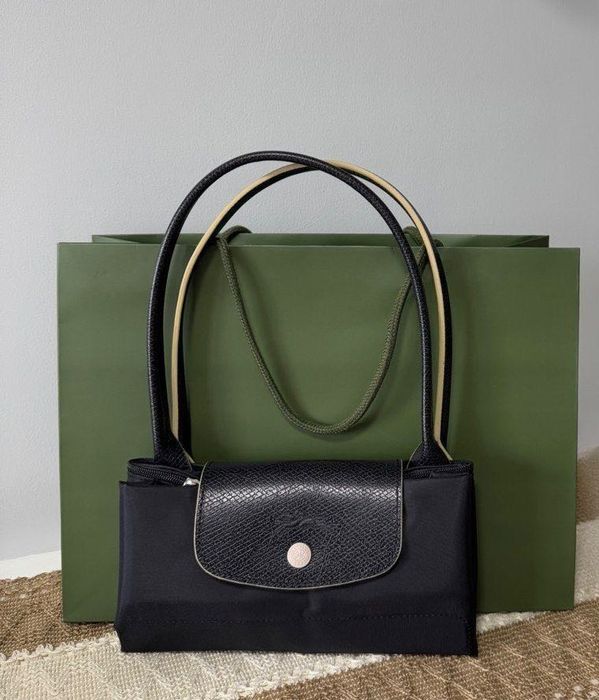 100% authentic Longchamp Le Pliage Tote Bag - Black
