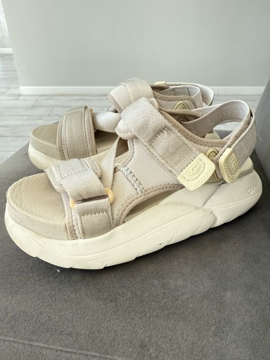 Босоніжки UGG оригінал