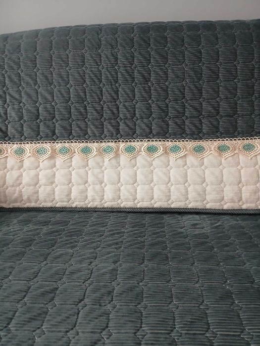 narzuta na sofę dwuczęściowa