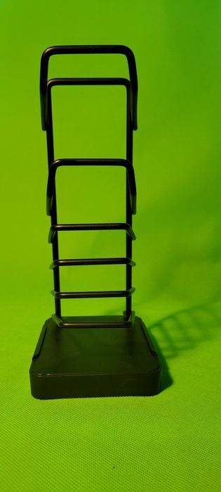 Stojak na kontrolery/pady PS3 PS4 PS5 4 porty USB możliwość ładowania