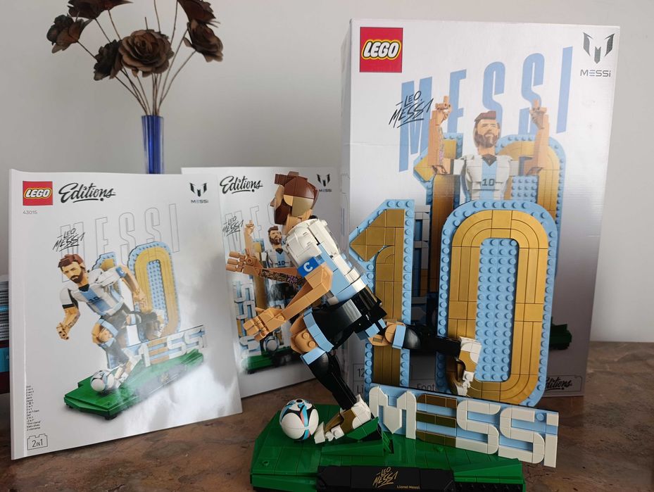 LEGO® Editions #43015 Lionel Messi – Lenda do Futebol