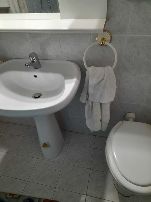 casa indipendente tre piani a fabriano italia