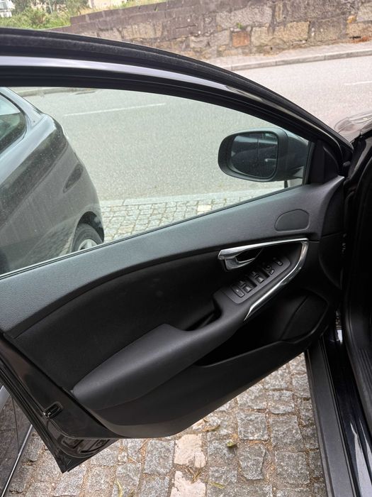 Volvo V40 Cross Country D2 2013 – Diesel