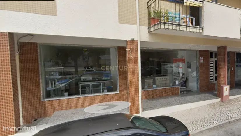 Loja Arrendada - Boa Rentabilidade - Centro de Pombal