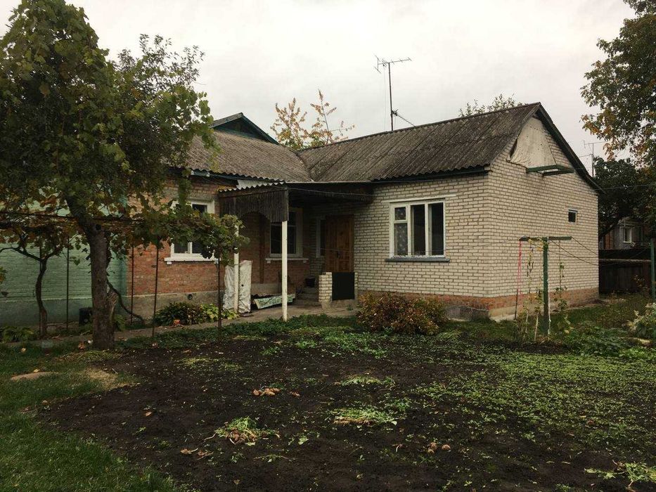Від власника 1/2 будинку біля автостанції