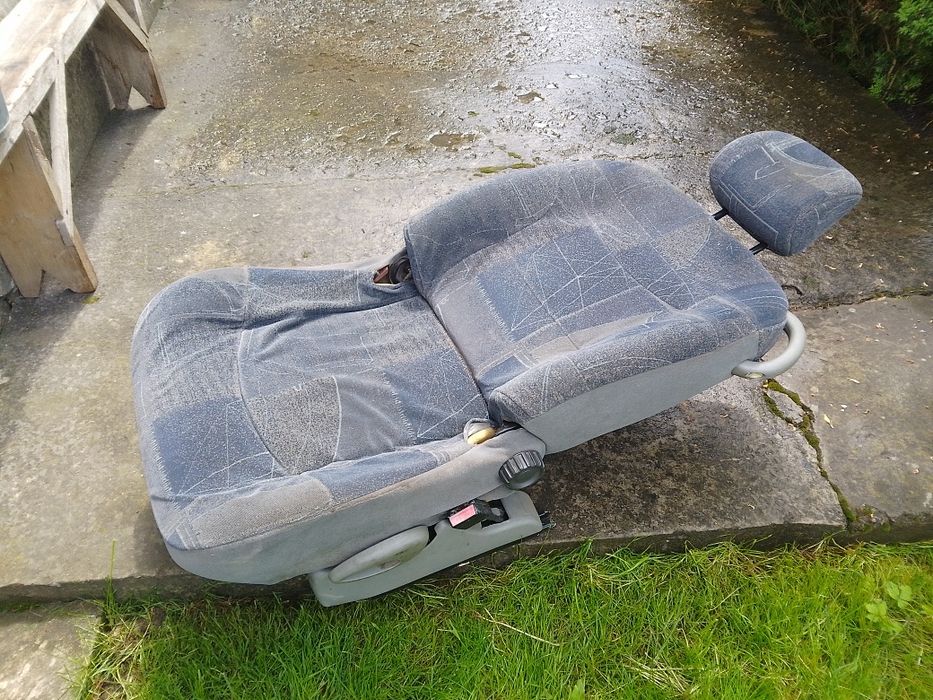 Продам сідушку від авто