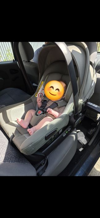 Fotelik samochodowy z bazą Nuna pipa