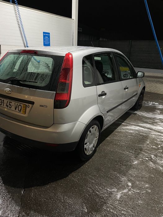 Ford Fiesta 1.4TDCI 2003 — photo 4