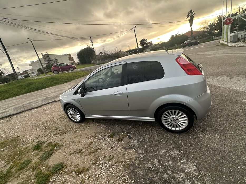 Fiat punto evo. Comercial