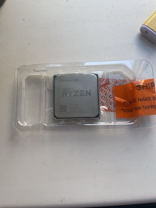 Процессор  AmdRyzen 5 1600