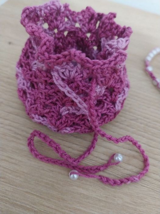 Peças em crochet feitas á mão