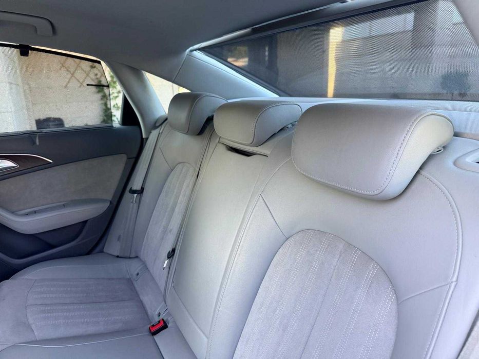 Audi A6 2.0 TDI Sport / estofos em Alcântara e pele / Excelente estado